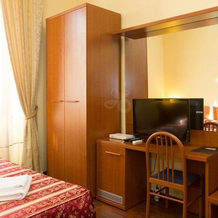 Hotel Azzurra 罗马 外观 照片